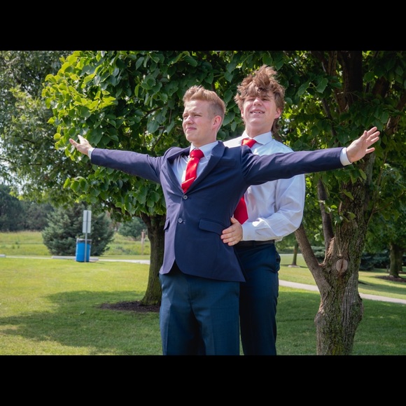 Meet your Posher, Austin - Picture 3 of 6